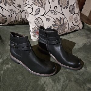 BOC by Born Lexy Block Heel Boot